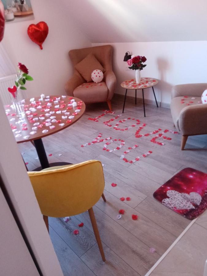 Studio Jacuzzi Au Centre Colmar Buitenkant foto